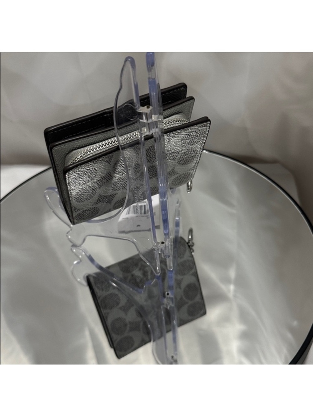 NWT coach metallic silver gray snap wallet signature coach - Picture 2 of 8